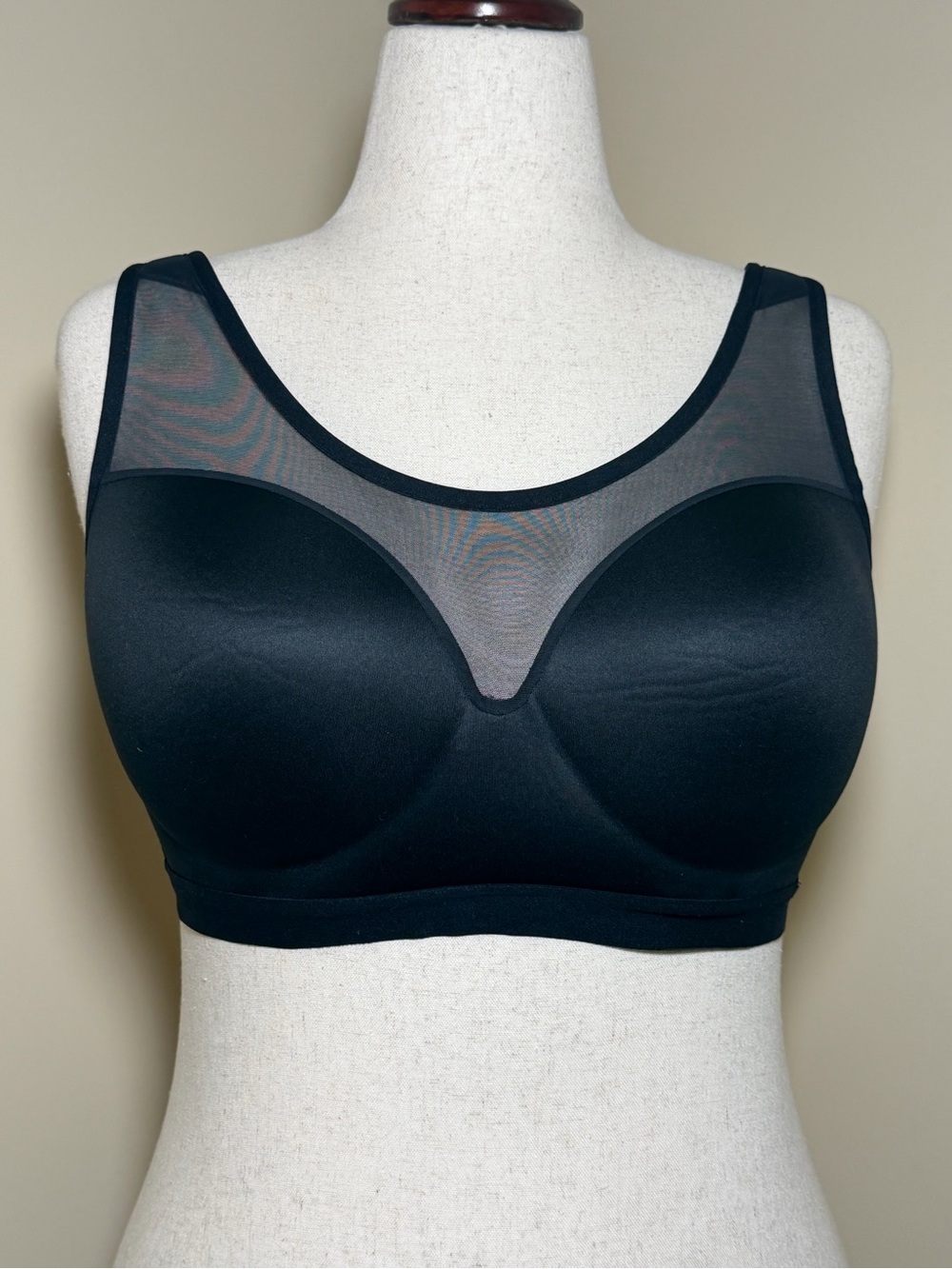 Le Mystere Sheer Illusion Sports Bra 36DDD Black Underwire Full Coverage